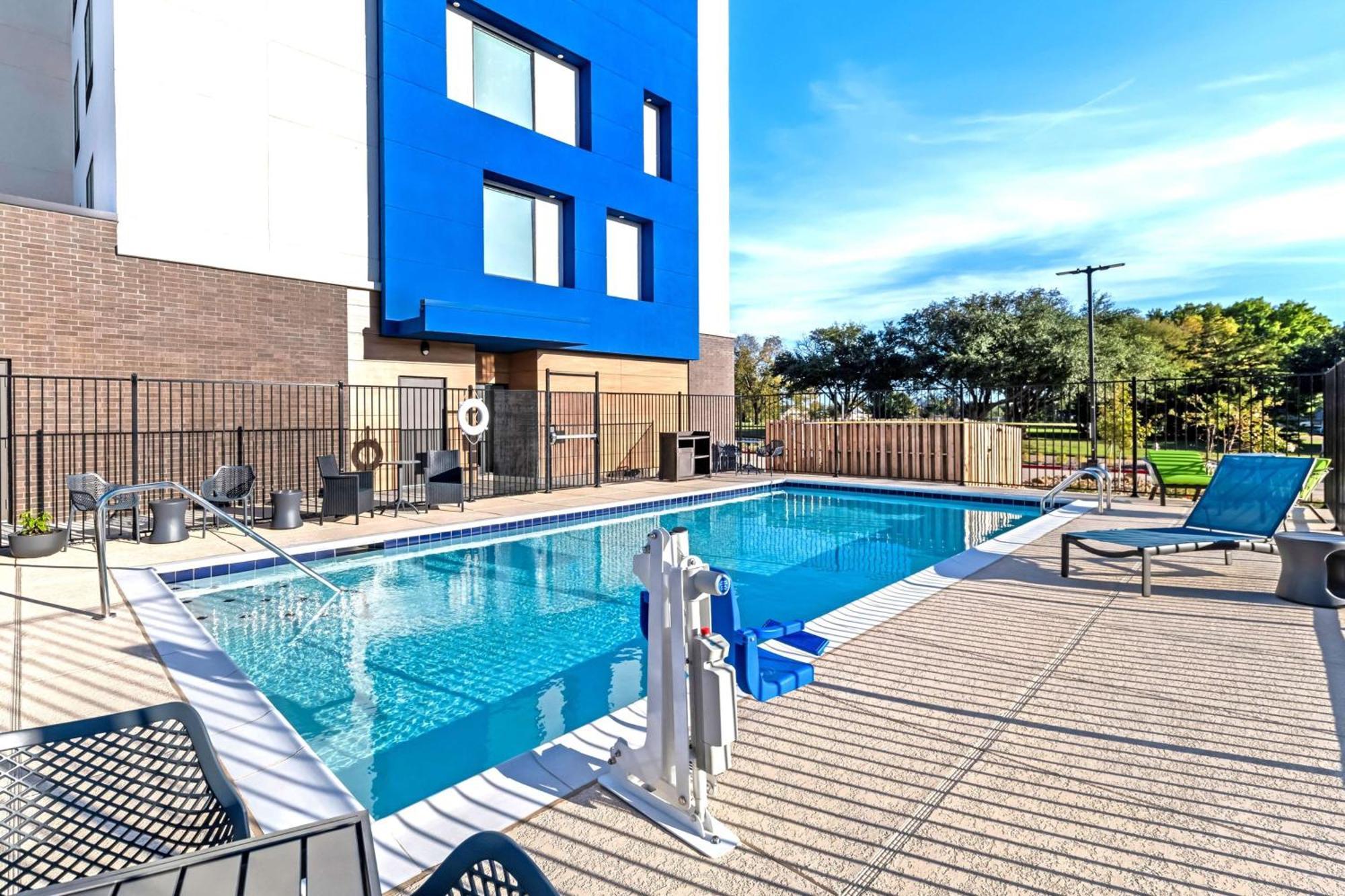 Hampton Inn & Suites 셔먼 외부 사진